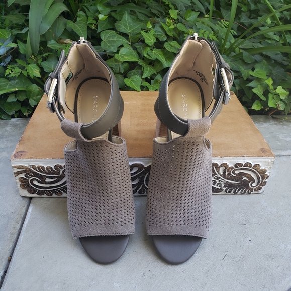 Chic Marc Fisher Suede Block Heel Sandals - Picture 9 of 12